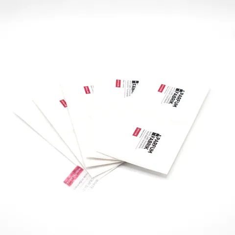 Etikett - 4cm x 4cm Parfum Etikett